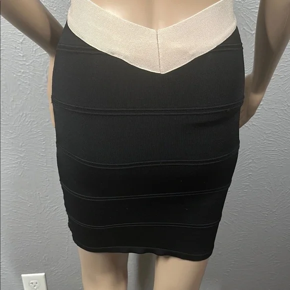 Bebe Elegant Black and Cream Bandage Bodycon Dress Women's Size XS - Picture 8 of 10